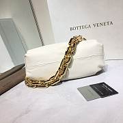 Bottega Veneta With The Chain In White 04 - 2