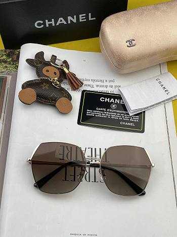 Chanel Sunglasses stye CH9546 002