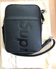 Louis Vuitton Supreme Danube PM Black M53431 - 4