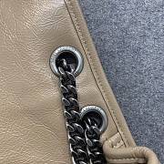 YSL Medium Niki Calfskin Leather SAINT LAURENT Beige Shoulder Bag - 3