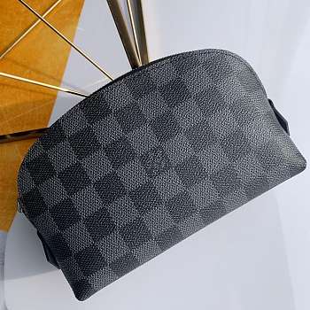LV COSMETIC POUCH PM BLACK