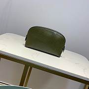 LV COSMETIC POUCH Epi GREEN  - 1