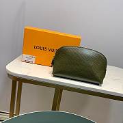 LV COSMETIC POUCH Epi GREEN  - 2