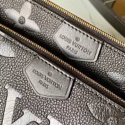 LV MULTI POCHETTE ACCESSOIRES BLACK M58520 SIZE 23.5 CM - 5