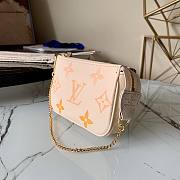 LV MINI POCHETTE ACCESSOIRES CREAM SAFRAN M80501 SIZE 15.5 x 10.5 x 4 CM - 4