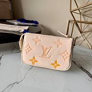 LV MINI POCHETTE ACCESSOIRES CREAM SAFRAN M80501 SIZE 15.5 x 10.5 x 4 CM - 3