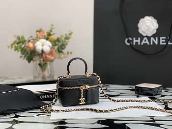 CHANEL SMALL VANITY WITH CHAIN BLACK AP2194 12 × 11.5 × 7 CM