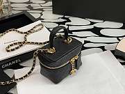 CHANEL SMALL VANITY WITH CHAIN BLACK AP2194 12 × 11.5 × 7 CM - 4
