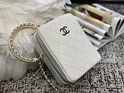 CHANEL VERTICAL CAMERA BAG WHITE AS1753 SIZE 17.5 CM  - 5