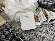 CHANEL VERTICAL CAMERA BAG WHITE AS1753 SIZE 17.5 CM  - 4