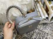 CHANEL VERTICAL CAMERA BAG GRAY AS1753 SIZE 17.5 CM - 6