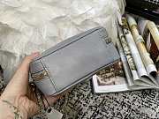 CHANEL VERTICAL CAMERA BAG GRAY AS1753 SIZE 17.5 CM - 5