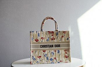 DIOR BOOK TOTE FLOWER IN BEIGE EMBROIDERY M1286 SIZE 41.5 CM