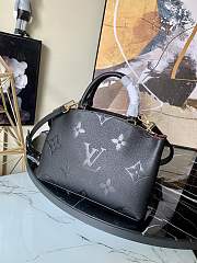 LV PETIT PALAIS BAG BLACK M58916 SIZE 29 CM - 4