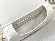 DIOR MEIDUM DIOR BOBBY BAG WHITE M9319 SIZE 22 CM - 3