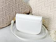 DIOR MEIDUM DIOR BOBBY BAG WHITE M9319 SIZE 22 CM - 5