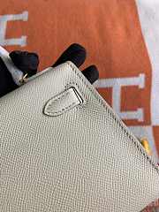 HERMES MINI KELLY EPSOM GOLD HARDWARE WHITE 19 CM - 3