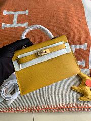 HERMES MINI KELLY EPSOM GOLD HARDWARE YELLOW 19 CM - 1