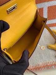 HERMES MINI KELLY EPSOM GOLD HARDWARE YELLOW 19 CM - 4