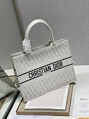 DIOR SMALL BOOK TOTE WHITE LEATHER M1296 36 × 28 CM - 6