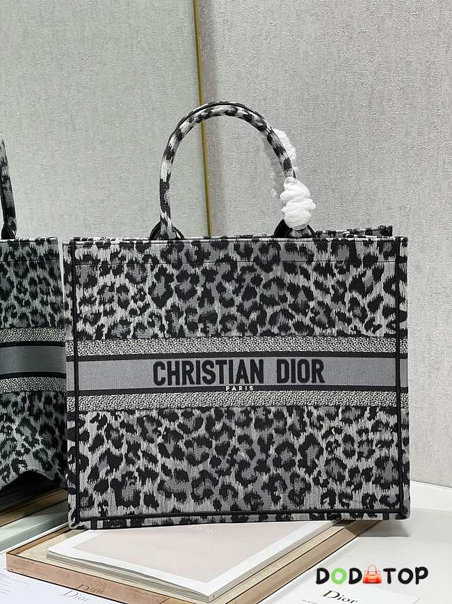 DIOR BOOK TOTE BLACK MIZZA EMBROIDERY M1286 SIZE 41 x 32 CM - 1