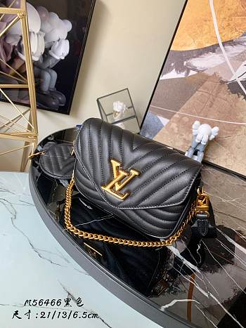 Louis Vuitton New Wave Multi-Pochette Black M56461 Size 21 cm