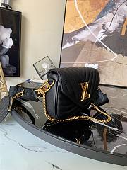 Louis Vuitton New Wave Multi-Pochette Black M56461 Size 21 cm - 4