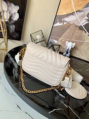 Louis Vuitton New Wave Multi-Pochette White M56466 Size 21 cm - 5