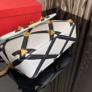 Valentino Medium Roman Stud Shoulder Bag BSF098 Size 25 cm - 4