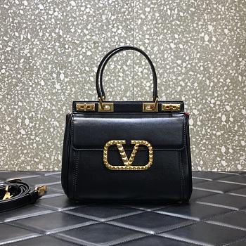 Valentino Medium Rockstud Alcove Handbag Black BQZ0NO Size 23 cm