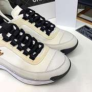 Chanel Sneaker 20 - 2