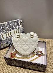 Dior Dioramour Caro Heart Pouch With Chain White S5097 Size 11 cm - 3