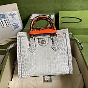 Gucci Diana Small Crocodile Tote Bag White 660195 Size 27 cm - 1