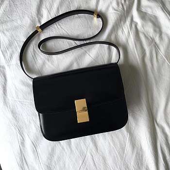Celine Medium Classic Bag Black 189173 Size 24 x 18 x 7 cm