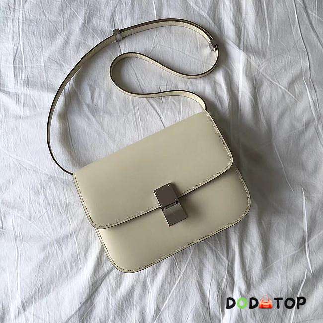 Celine Medium Classic Bag White 189173 Size 24 x 18 x 7 cm - 1