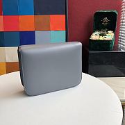 Celine Medium Classic Bag Gray 189173 Size 24 x 18 x 7 cm - 2
