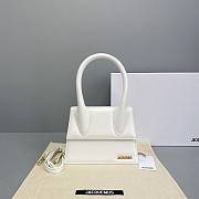 Jacquemus Le Grand Chiquito Smooth Leather White 213BA03 Size 24 cm - 1