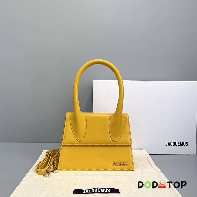 Jacquemus Le Grand Chiquito Smooth Leather Yellow 213BA03 Size 24 cm - 1