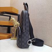 Louis Vuitton Avenue Sling Bag Taiga Leather M30801 Size 20 x 31 x 10 cm - 3