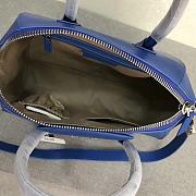 Givenchy Small Antigona Bag In Blue BB0511 Size 33 x 28 x 17 cm - 4