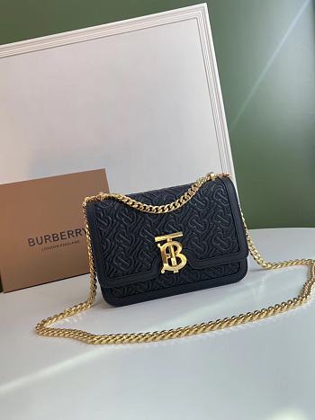 Burberry Small Quilted Tb Bag Black 80149221 Size 21 x 6 x 16 cm