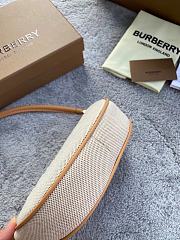 Burberry Olympia Pouch 80388571 Size 21 x 4 x 12 cm - 3