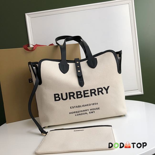 Burberry Medium Belt Bag 80313181 Size 35 x 15 x 31 cm - 1