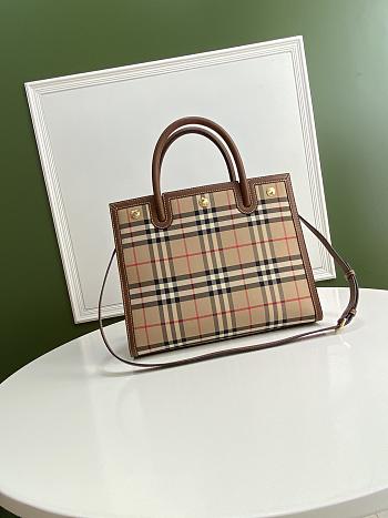 Burberry Small Vintage Title Bag 80252741 Size 32 x 15 x 25 cm