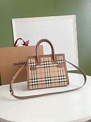 Burberry Mini Vintage Title Bag Beige 80252661 Size 26 cm - 2
