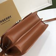 Burberry Small Leather TB Bag Brown Size 21 x 16 x 6 cm - 6