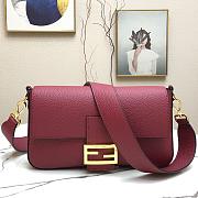 Fendi Baguette in Bordeaux Grain Leather 8BR600 Size 26 x 14 x 4 cm - 4