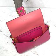 Fendi Baguette in Pink Grain Leather 8BR600 Size 26 x 14 x 4 cm - 6