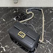 Fendi Baguette Chain Strap Black 8BR783 Size 27 x 6 x 13.5 cm - 2