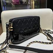 Chanel Gabrielle Clutch Black In Grain Leather A94505 size 18 cm - 4